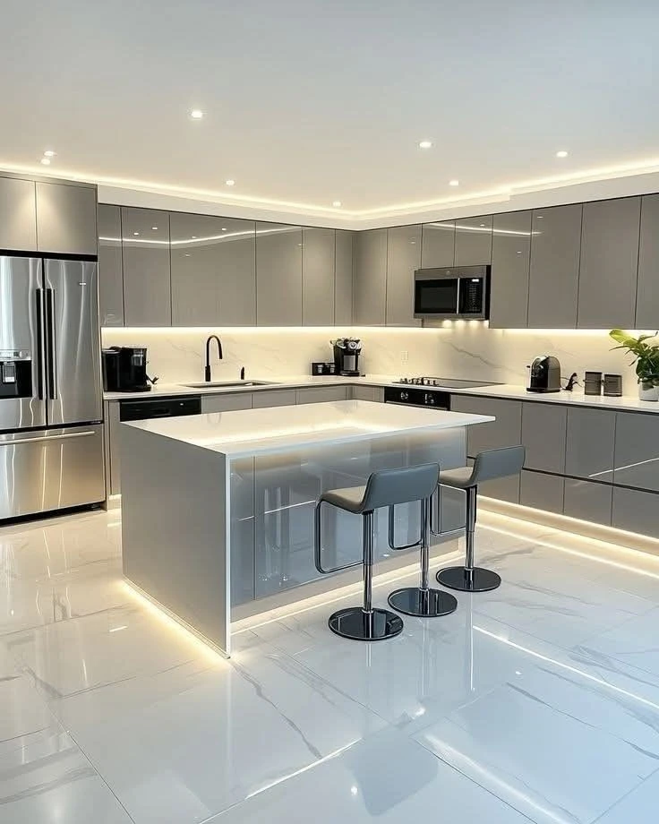a image of a island kitchen